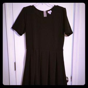 Lularoe  solid black amelia  (unicorn)